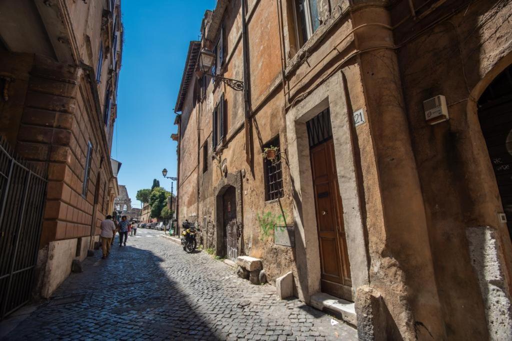 Maison Del Colosseo Rome Exterior photo